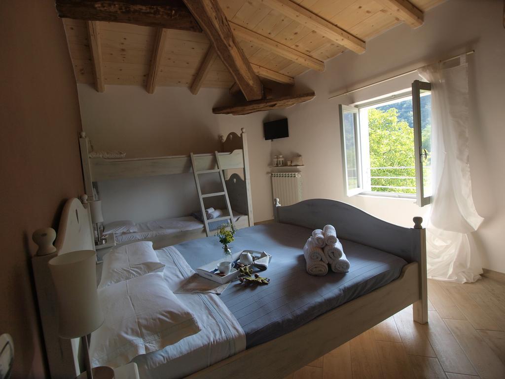 B&B Big Sur Gardone Riviera Rum bild
